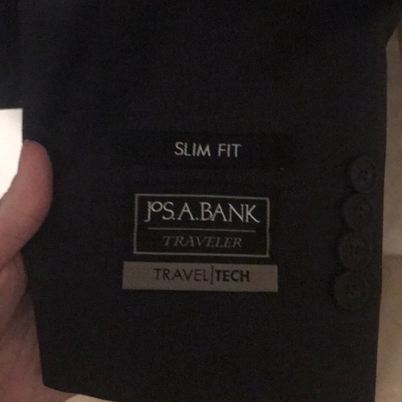 Men’s Suit - Picture 3 of 5